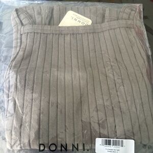 DONNI. Ribbed Beige Top